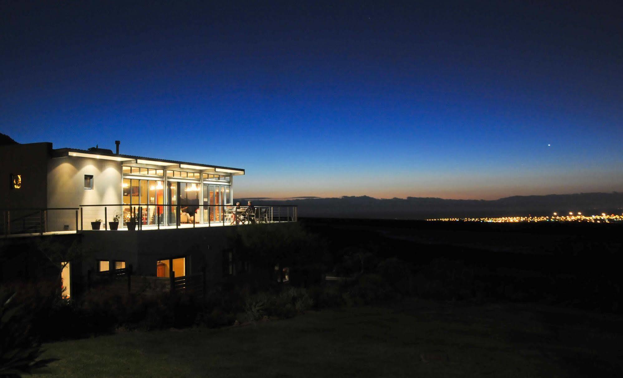 Colourful Manor Guesthouse Cape Town Dış mekan fotoğraf
