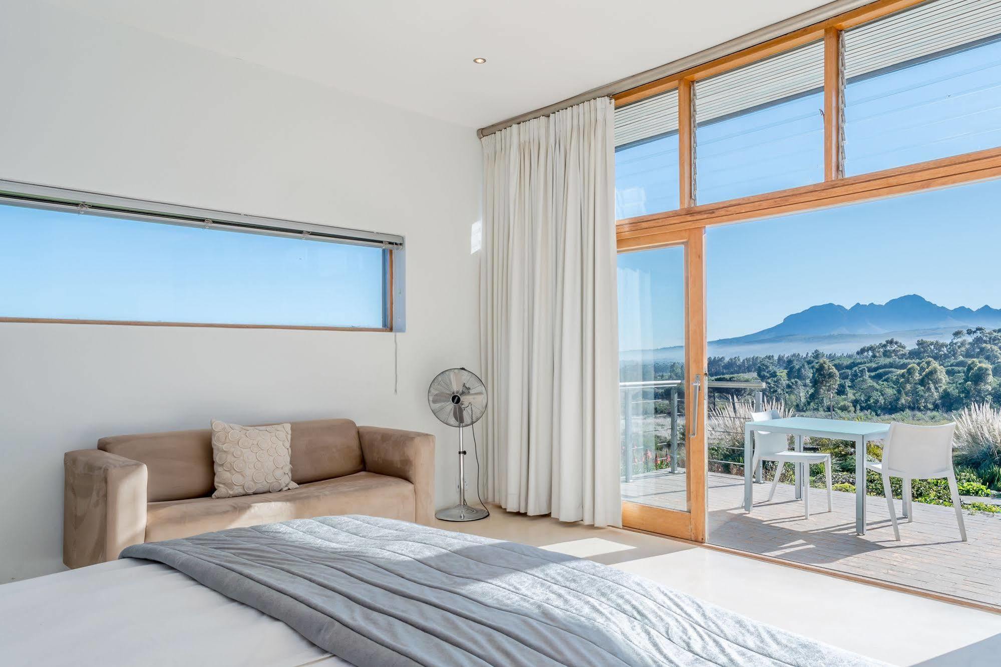 Colourful Manor Guesthouse Cape Town Dış mekan fotoğraf